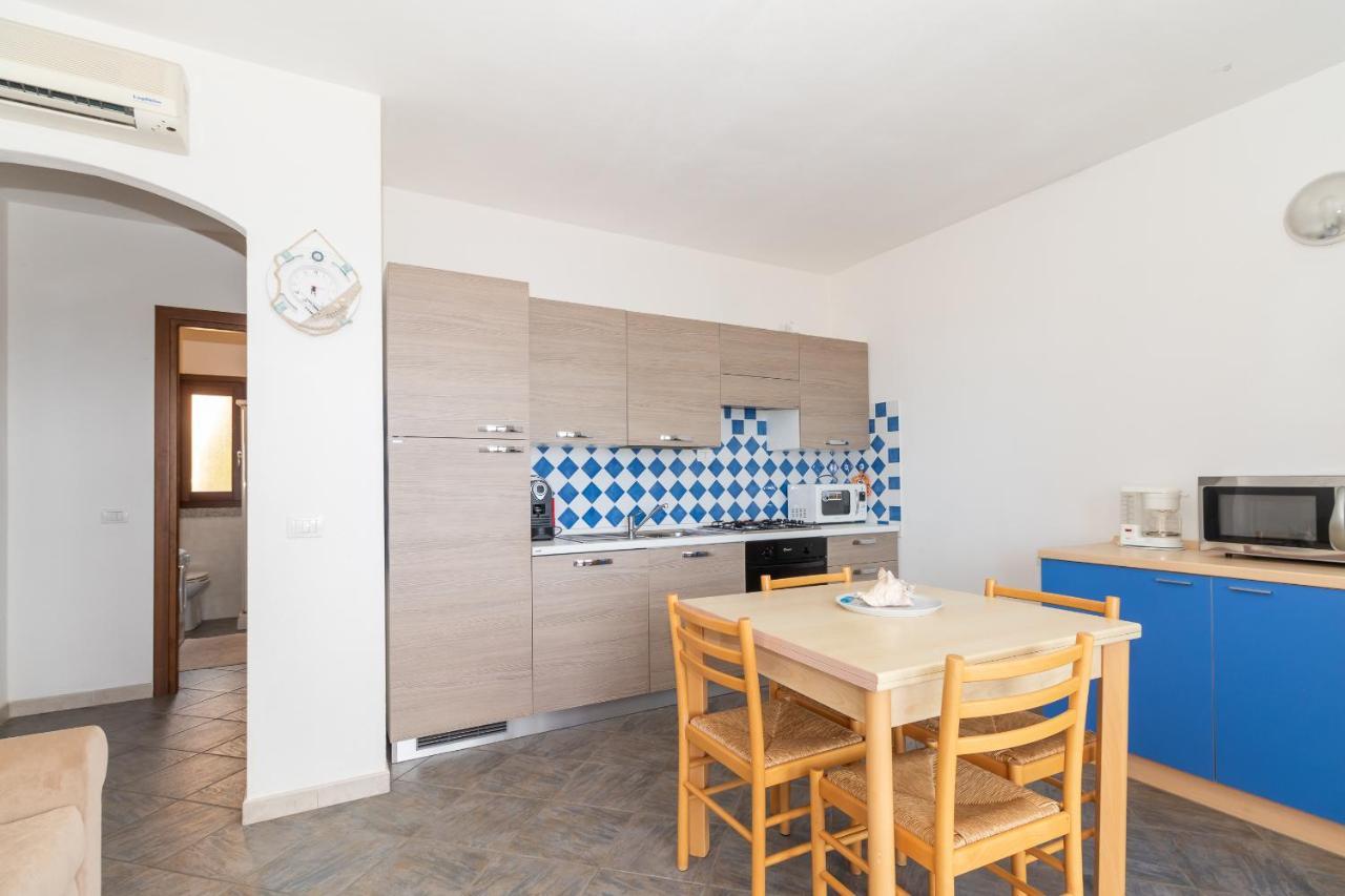 Appartamento Con Piscina 03 Trinità dʼAgultu 외부 사진