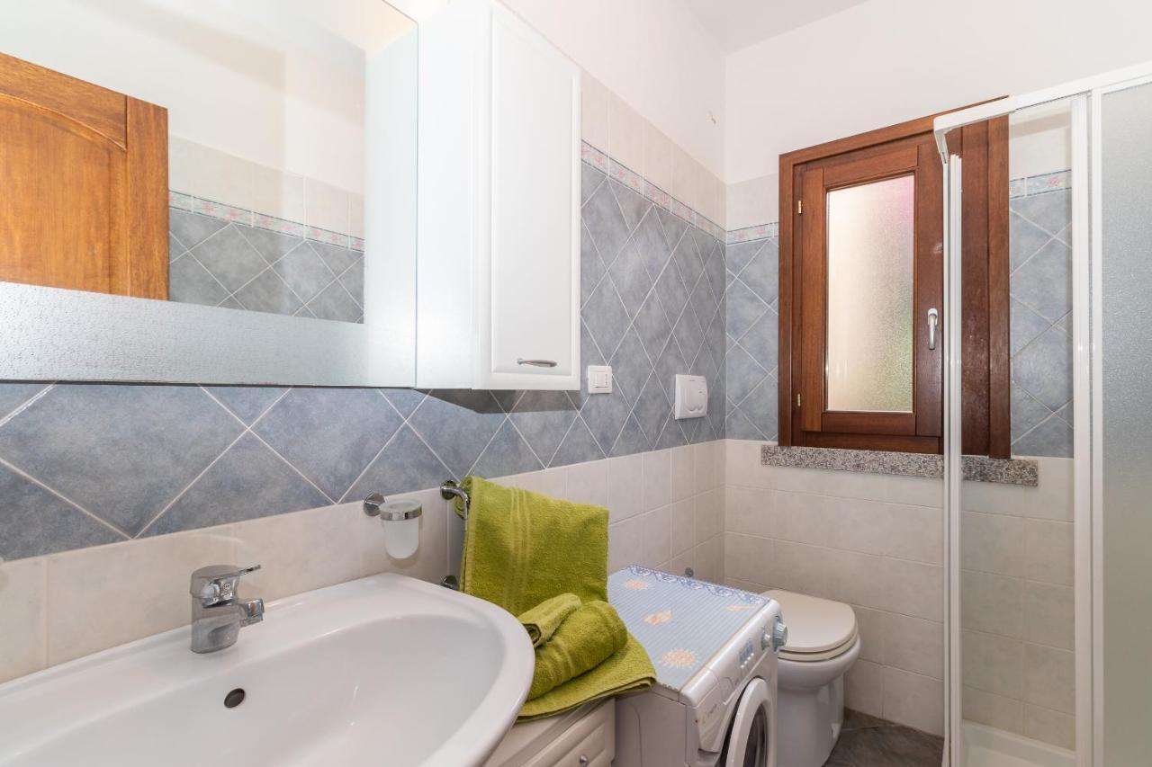Appartamento Con Piscina 03 Trinità dʼAgultu 외부 사진