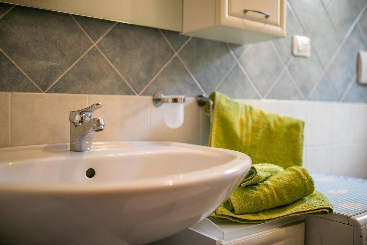 Appartamento Con Piscina 03 Trinità dʼAgultu 외부 사진